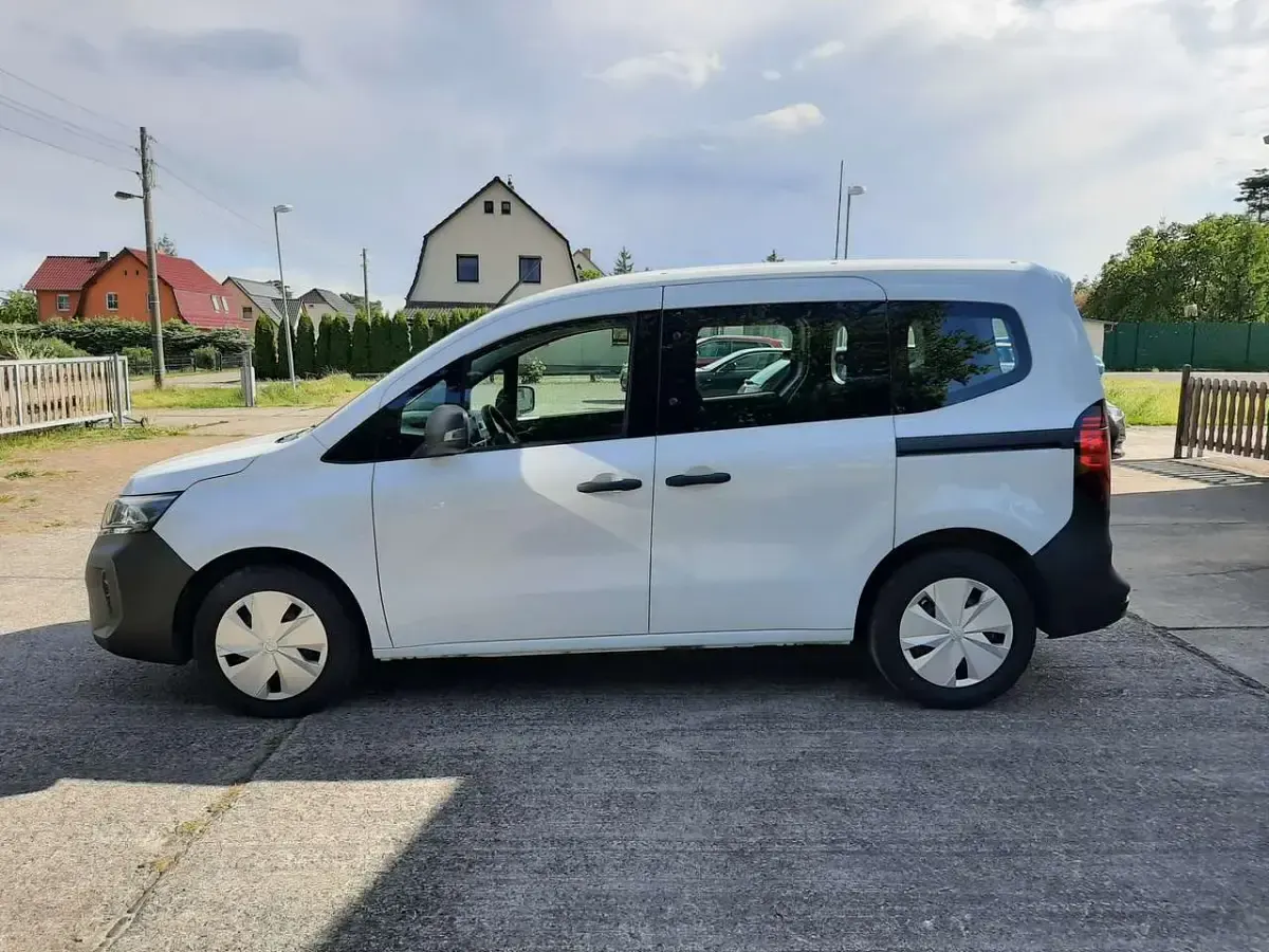 Gebraucht Nissan Townstar Acenta 131 PS (96 kW) 2024 Mineral white (s) Van / Kleinbus