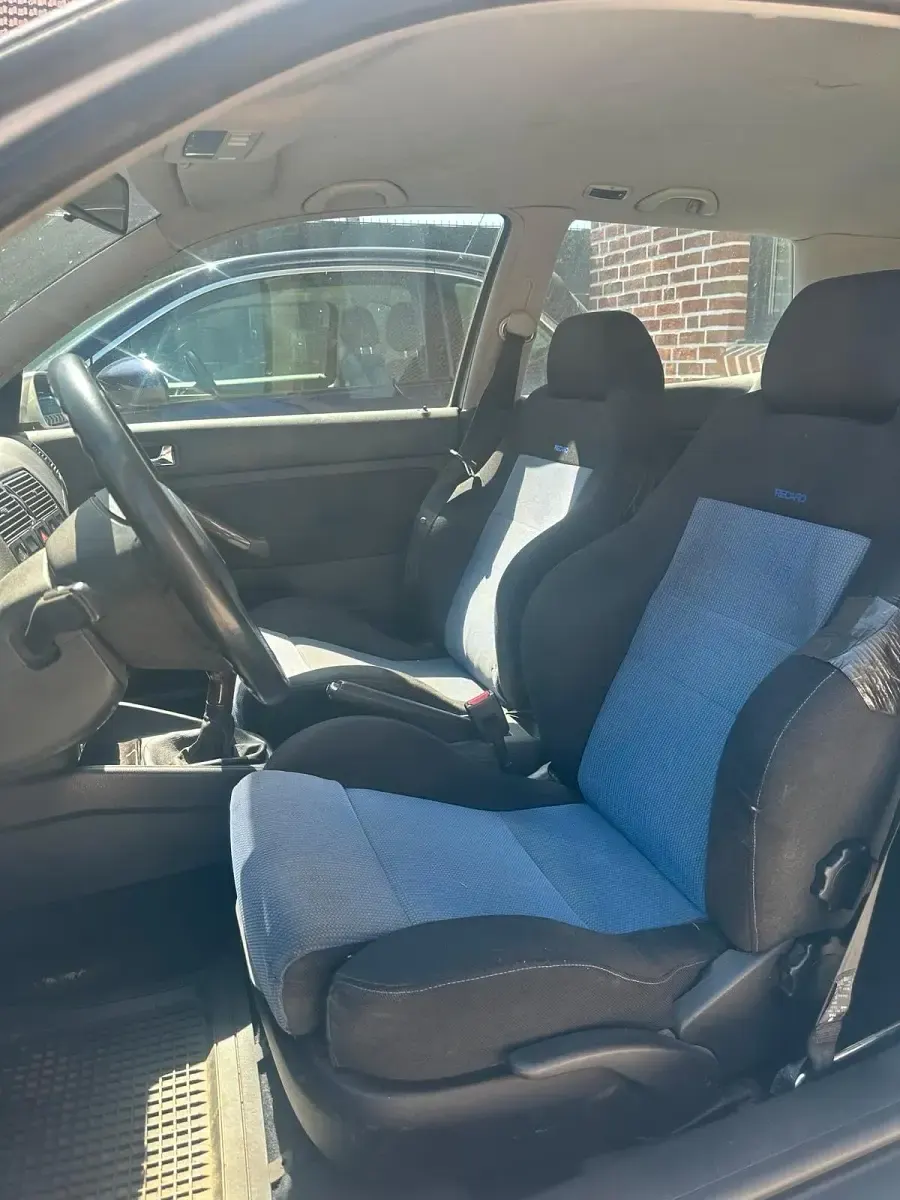 Gebraucht VW Golf GTI 150 PS (110 kW) 1998 Silber Coupé