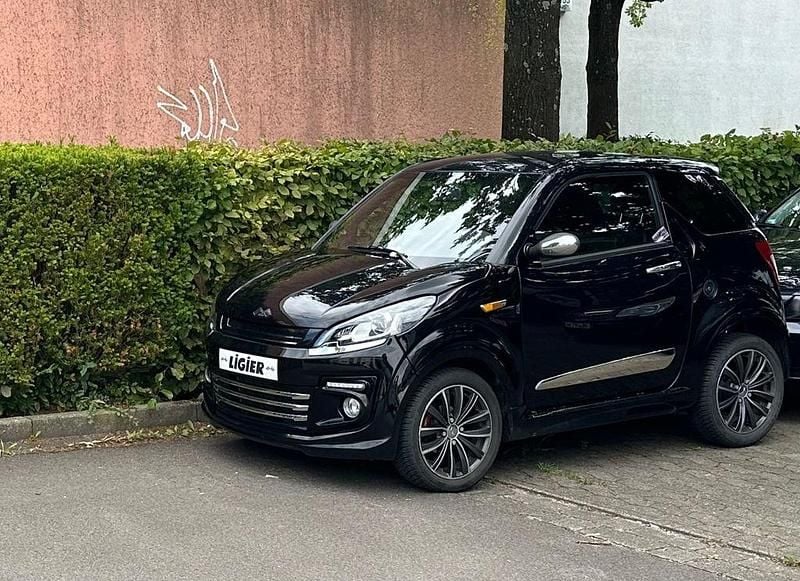 Schwarz Gebraucht 2018 Ligier JS50 Kleinwagen | 10.850 € (Fairer Preis) - Bild 1/4