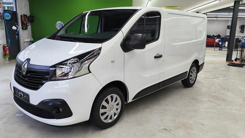 Weiß Gebraucht 2018 Renault Trafic Komfort Van | 29.738 € - Bild 1/4