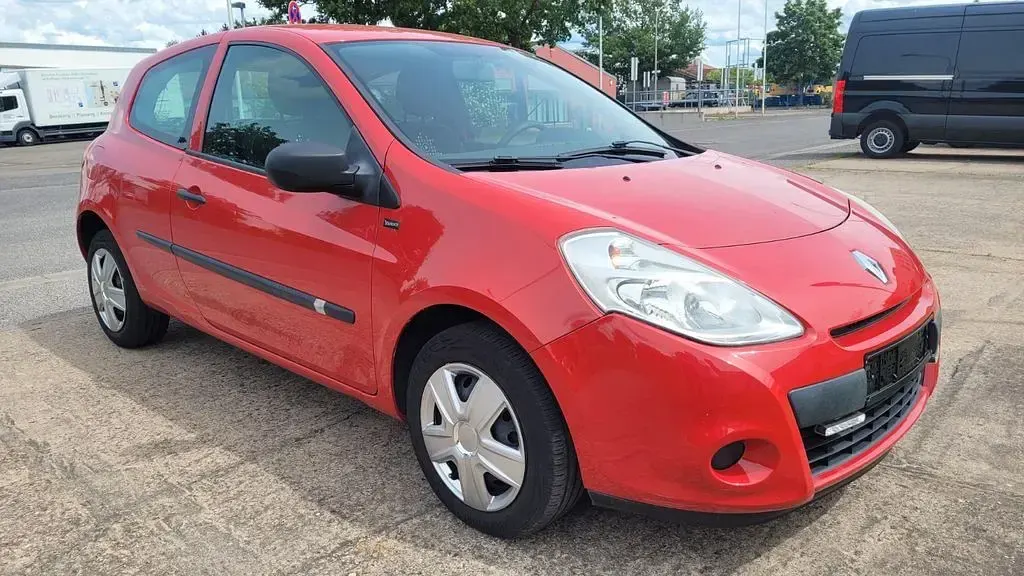 Gebraucht Renault Clio 75 PS (55 kW) 2011 Rot Kleinwagen