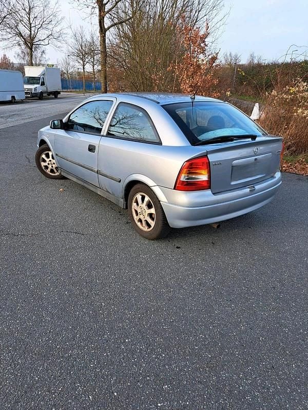 Gebraucht Opel Astra 100 PS (73 kW) 2001 Grau Coupé