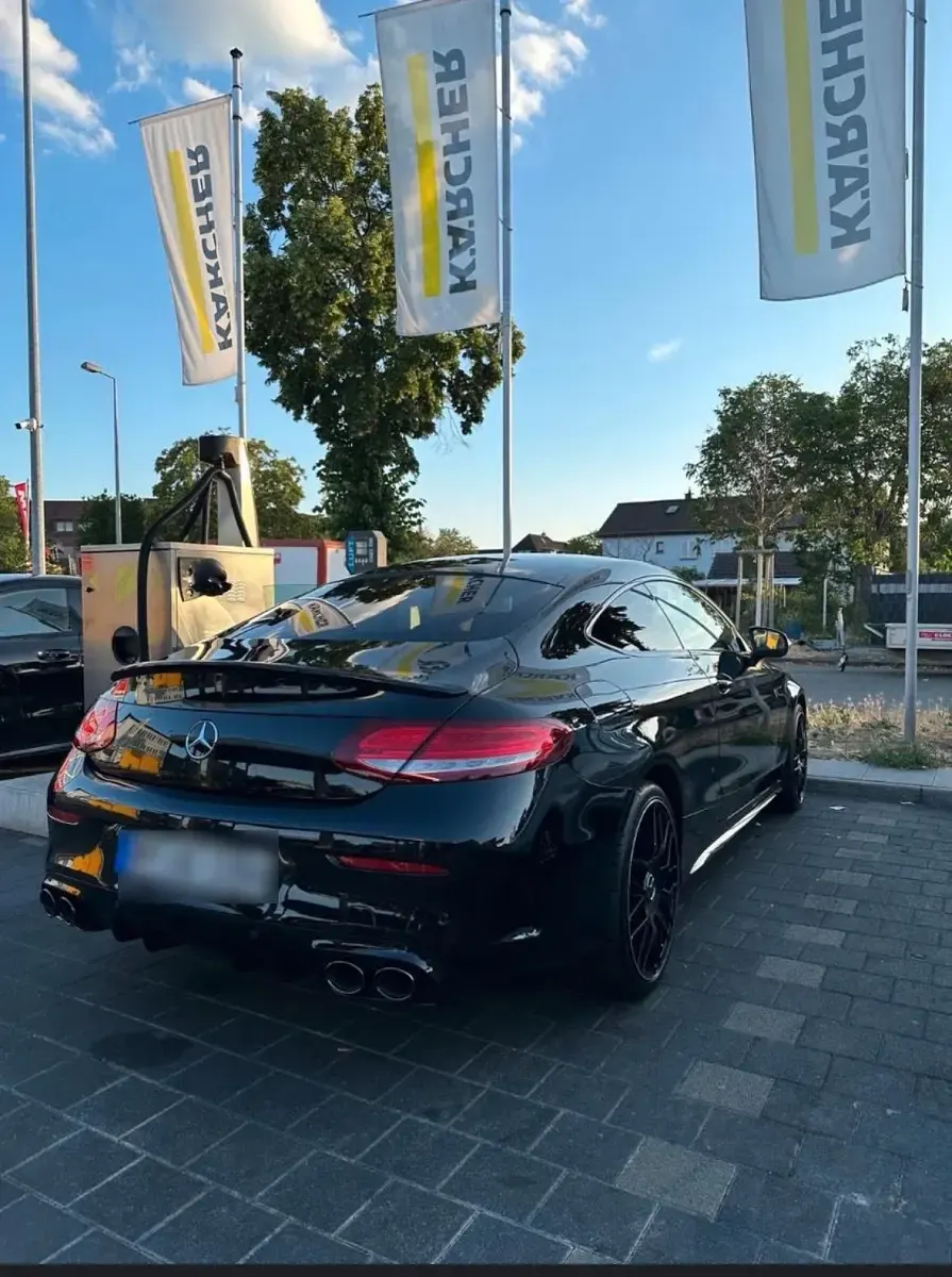 Gebraucht Mercedes C250 AMG 204 PS (150 kW) 2017 Schwarz Coupé