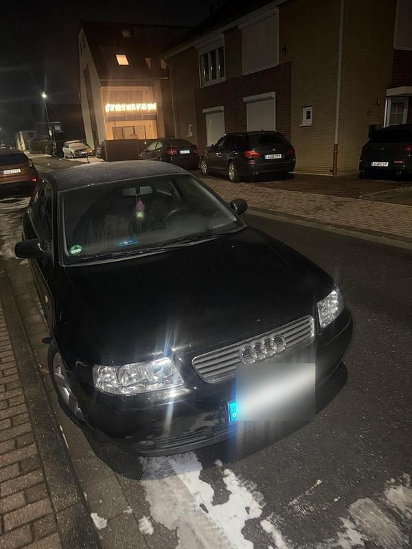Schwarz Gebraucht 2003 Audi A3 Kleinwagen | 1.300 € (Fairer Preis) - Bild 1/4