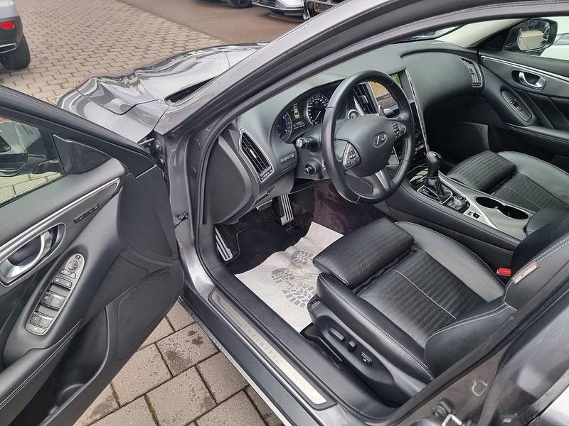 Gebraucht Infiniti Q50 Premium 211 PS (155 kW) 2016 Grau Limousine
