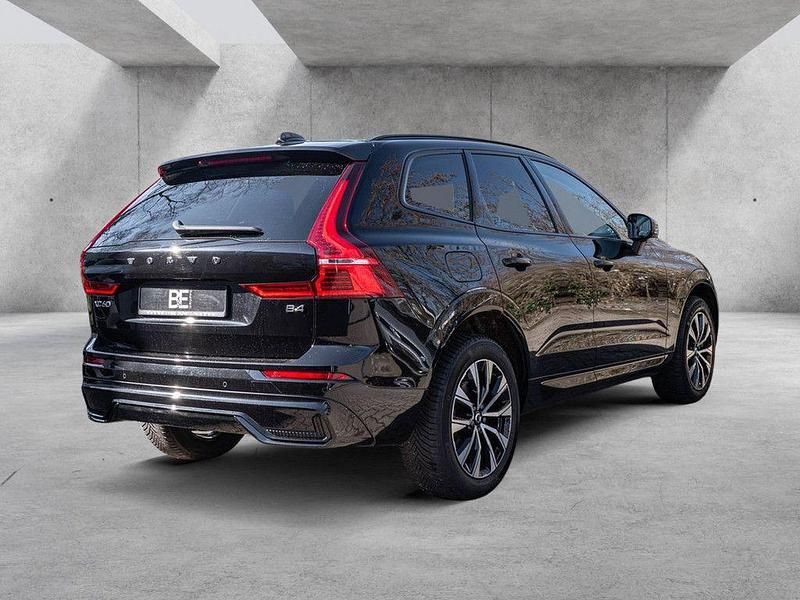 Gebraucht Volvo XC60 Plus 197 PS (144 kW) 2023 Schwarz SUV