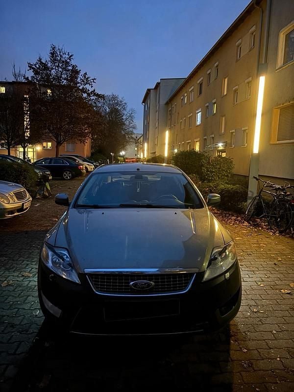 Grau Gebraucht 2007 Ford Mondeo Limousine | 550 € (Guter Preis) - Bild 1/4