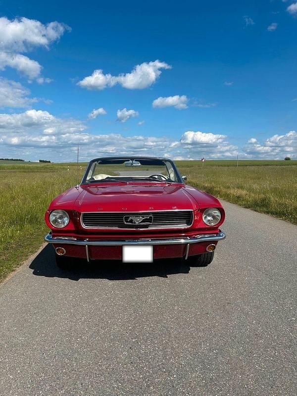Gebraucht Ford Mustang 220 PS (161 kW) 1966 Rot Cabrio
