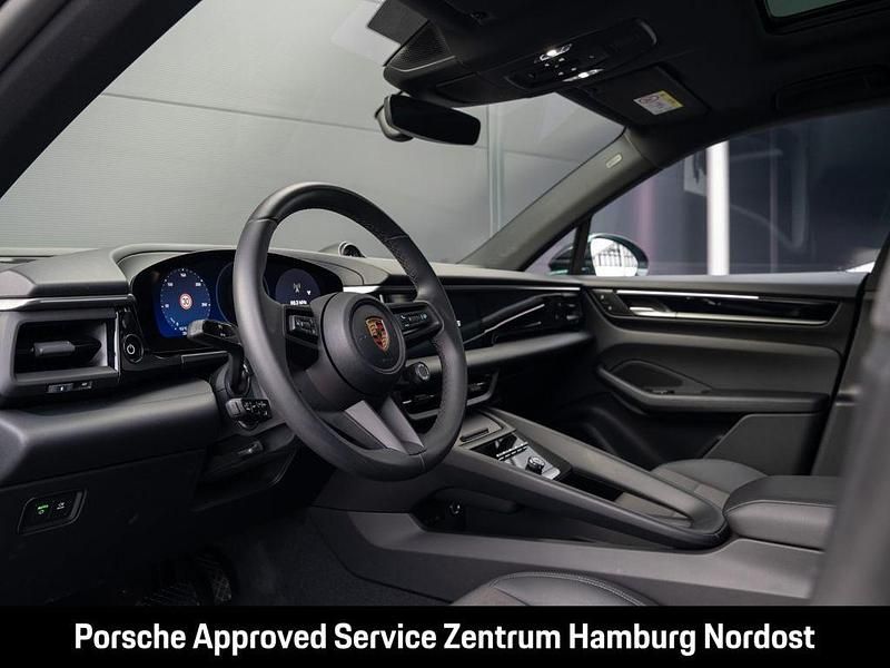 Gebraucht Porsche Macan 300 kW (408 PS) 2024 Schwarz SUV