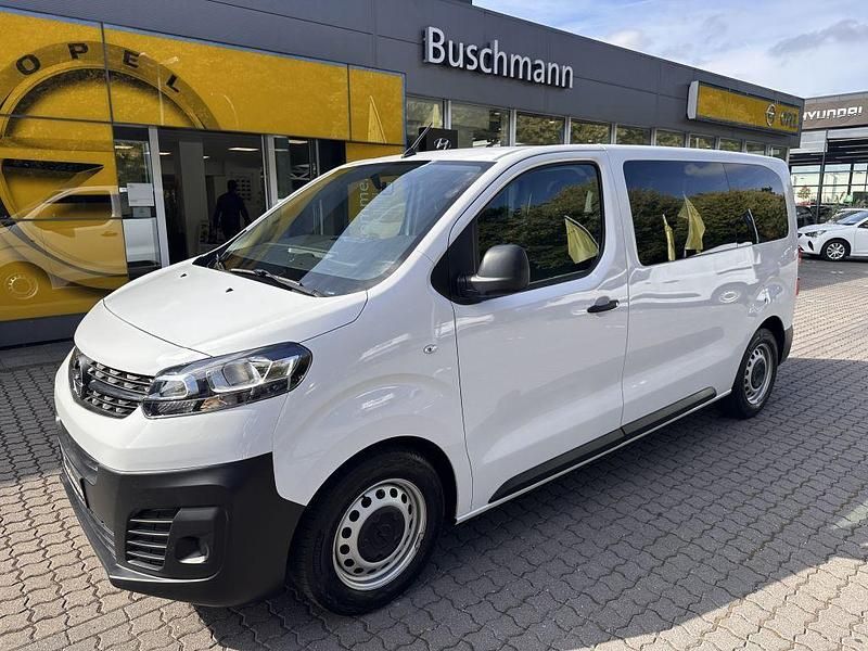 Jade weiß Gebraucht 2022 Opel Vivaro Van | 27.870 € - Bild 1/4