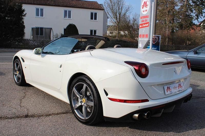 Gebraucht Ferrari California 560 PS (411 kW) 2016 Weiß Cabrio