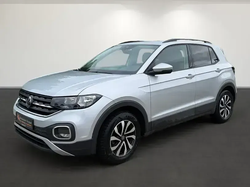 Gebraucht VW T-Cross Active 110 PS (80 kW) 2022 Reflexsilber metallic SUV
