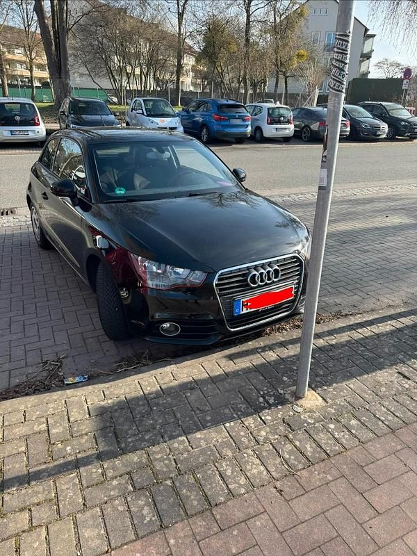 Second-hand Audi A1 143 CP (105 kW) 2012 Negru Hatchback