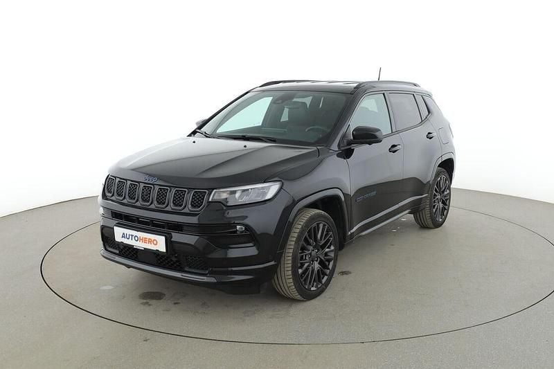 Gebraucht Jeep Compass 60 PS (44 kW) 2022 Schwarz SUV