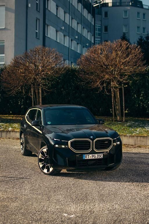 Schwarz Gebraucht 2024 BMW XM Performance SUV | 169.000 € - Bild 1/4