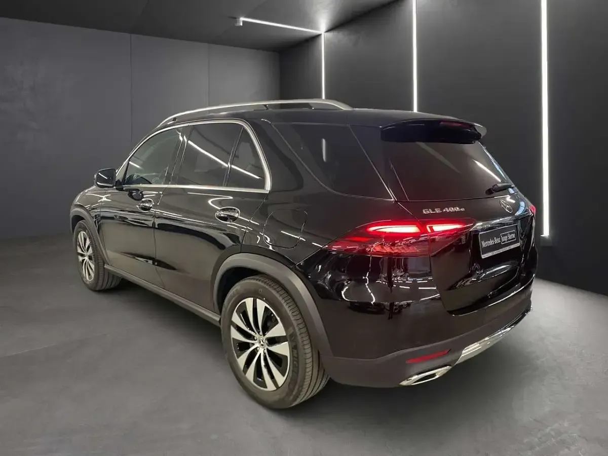 Gebraucht Mercedes GLE400 381 PS (280 kW) 2025 Schwarz SUV