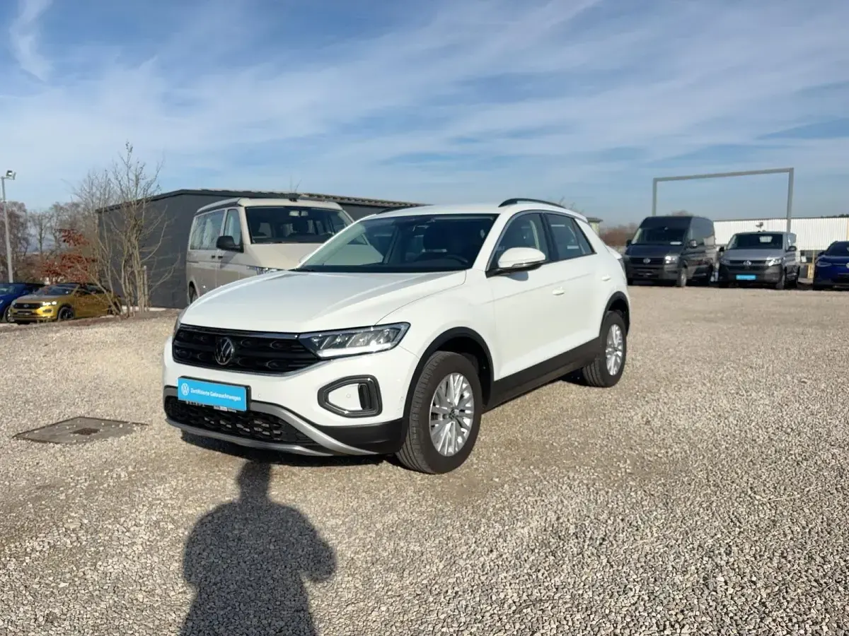 Gebraucht VW T-Roc Life 150 PS (110 kW) 2023 Weiß SUV