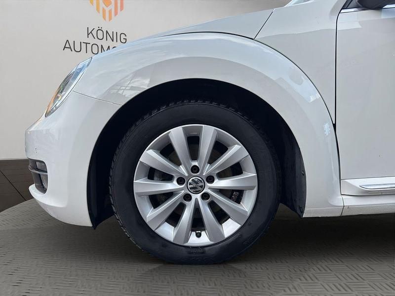 Gebraucht VW Beetle Design 105 PS (77 kW) 2013 Weiß Kleinwagen