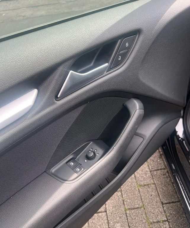 Gebraucht Audi A3 Attraction 179 PS (131 kW) 2013 Schwarz Limousine