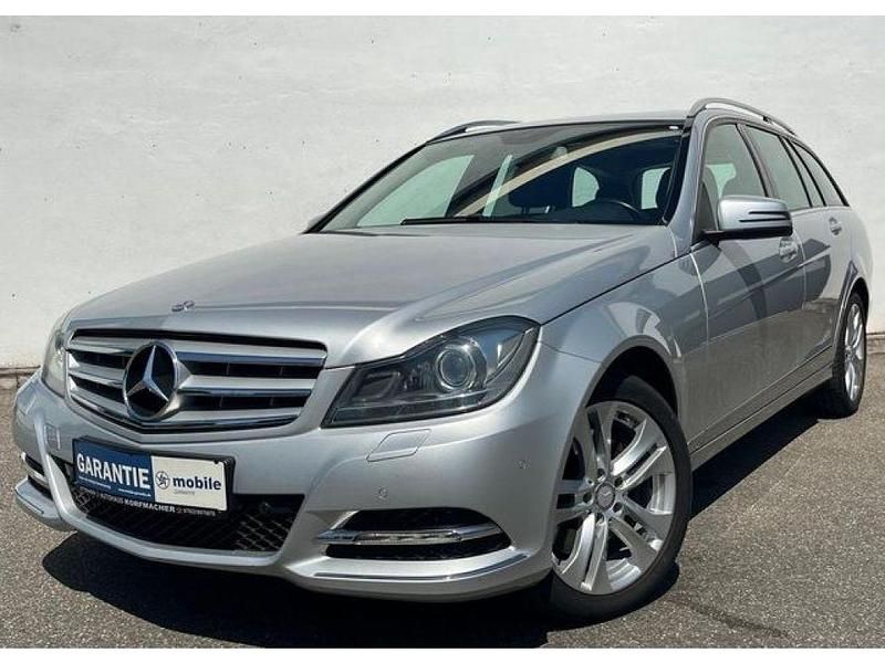 Gebraucht Mercedes C350 Avantgarde 306 PS (225 kW) 2013 Iridiumsilber  metalliclack (metallic) Kombi