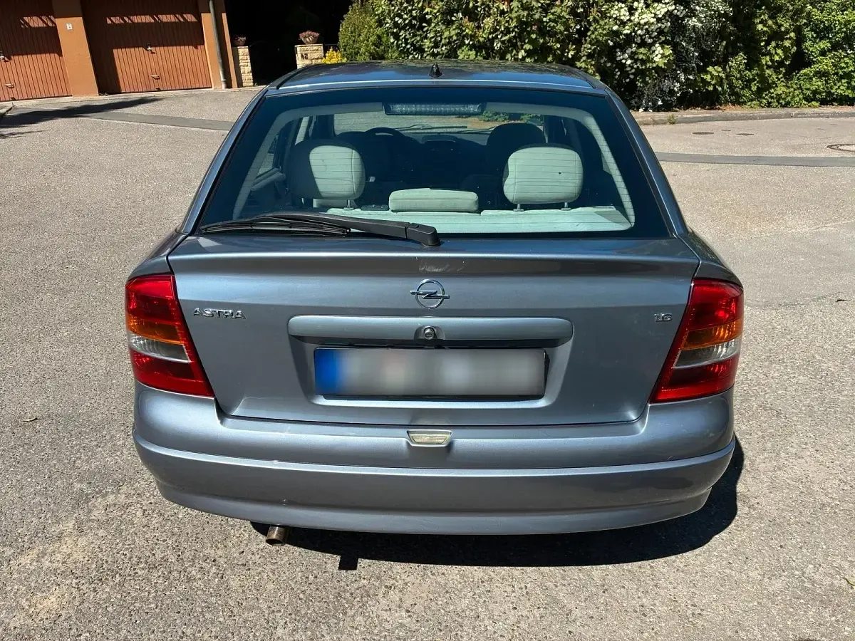 Gebraucht Opel Astra 84 PS (61 kW) 2003 Grau Limousine