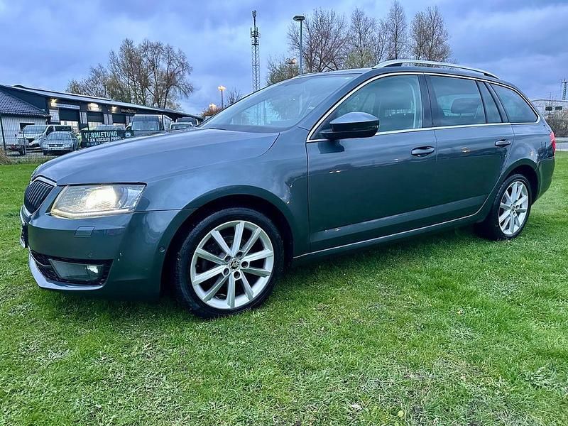 Grau Gebraucht 2014 Skoda Octavia Elegance Kombi | 6.600 € (Guter Preis) - Bild 1/4