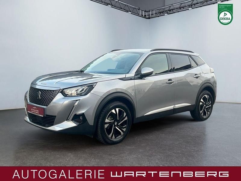 Grau Gebraucht 2021 Peugeot e-2008 Allure SUV | 17.980 € (Guter Preis) - Bild 1/4