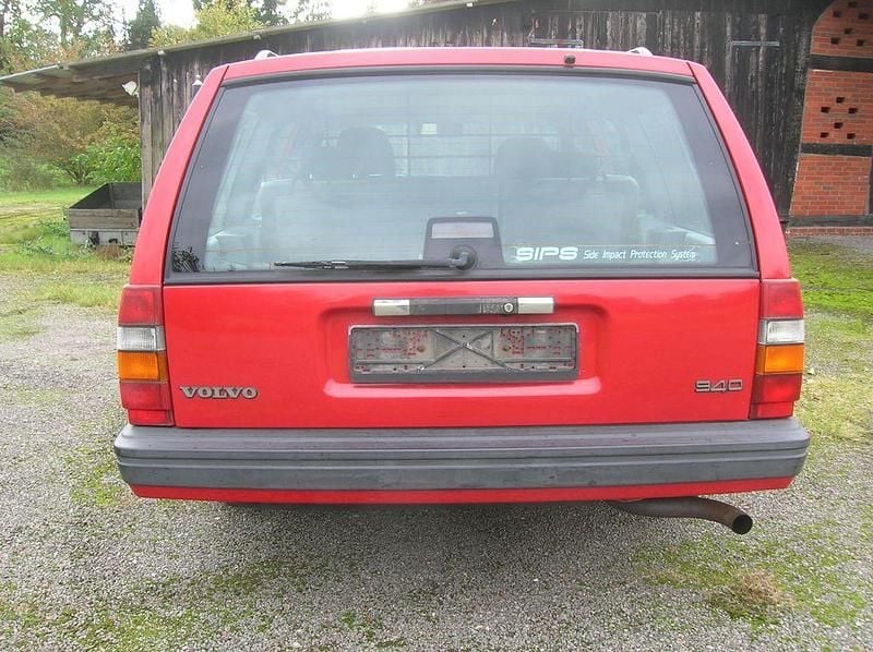 Gebraucht Volvo 940 135 PS (99 kW) 1995 Rot Kombi