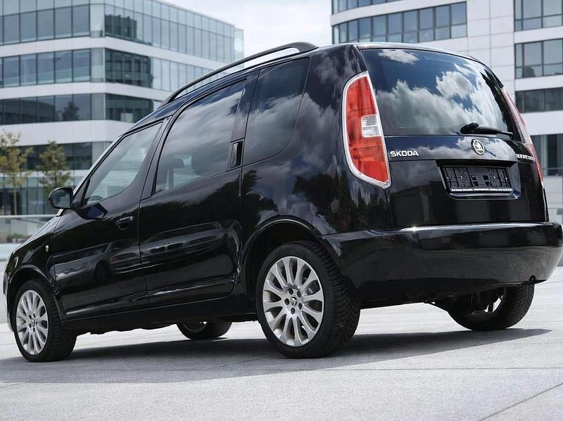 Gebraucht Skoda Roomster 86 PS (63 kW) 2015 Schwarz Van / Kleinbus