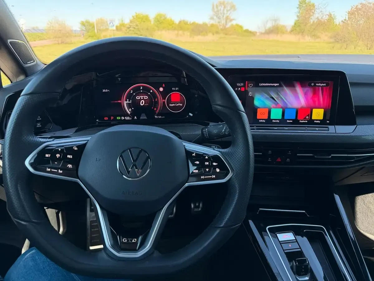 Gebraucht VW Golf VIII GTD 200 PS (147 kW) 2024 Weiß Kombi