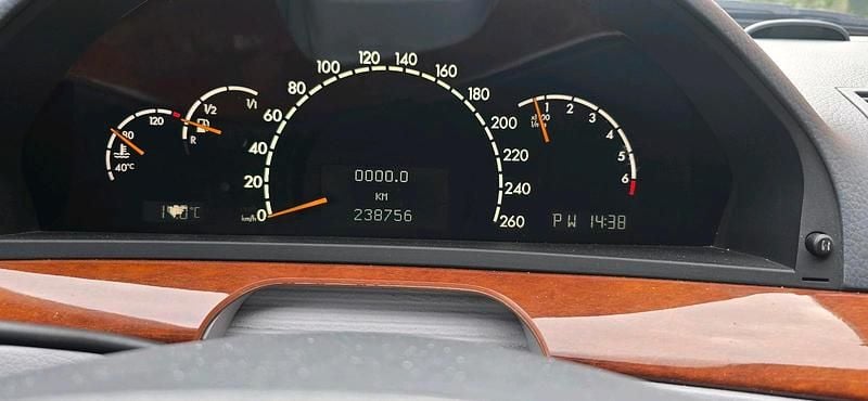 Andere farben Gebraucht 1999 Mercedes S500 Limousine | 3.999 € (Guter Preis) - Bild 1/4
