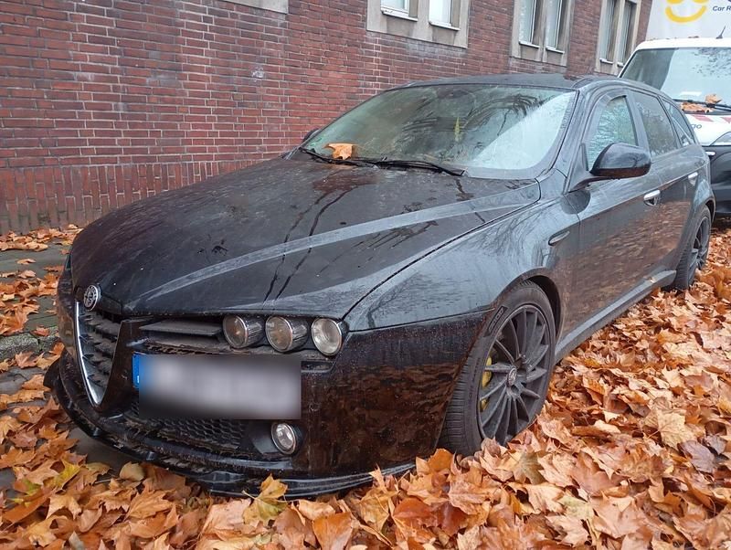 Schwarz Gebraucht 2006 Alfa Romeo 159 Progression Kombi | 1.800 € (Superpreis) - Bild 1/4