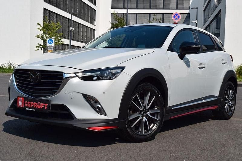 Grau Gebraucht 2016 Mazda CX-3 Sports-Line SUV | 13.800 € (Fairer Preis) - Bild 1/4