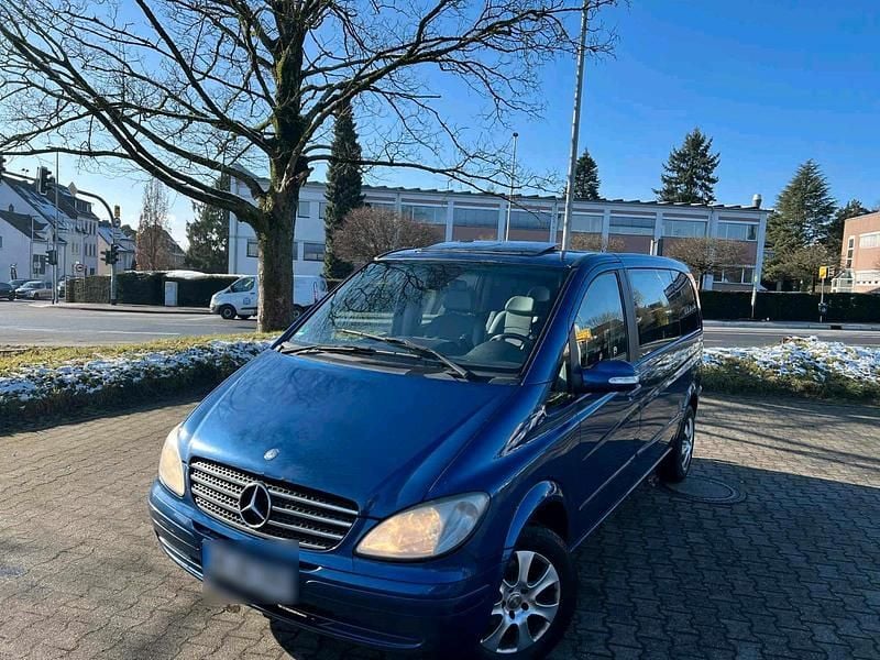 Blau Gebraucht 2006 Mercedes Viano Van / Kleinbus | 6.200 € (Superpreis) - Bild 1/4