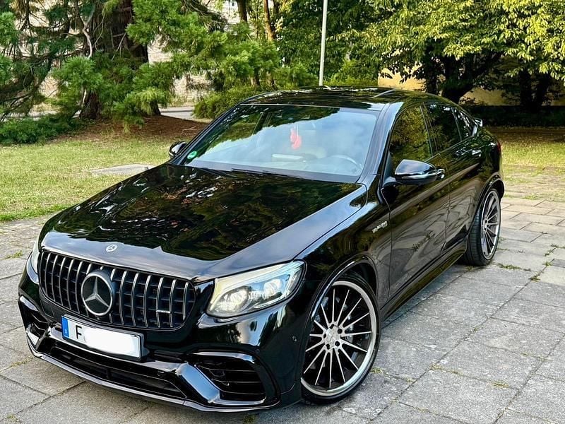 Schwarz Gebraucht 2018 Mercedes GLC63 AMG AMG Coupé | 42.000 € (Teuer) - Bild 1/4