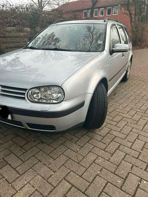 Gebraucht VW Golf IV Basis 90 PS (66 kW) 2000 Silber Limousine