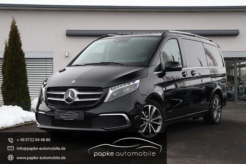 Gebraucht Mercedes V250 190 PS (139 kW) 2024 Obsidianschwarz metallic Van / Kleinbus