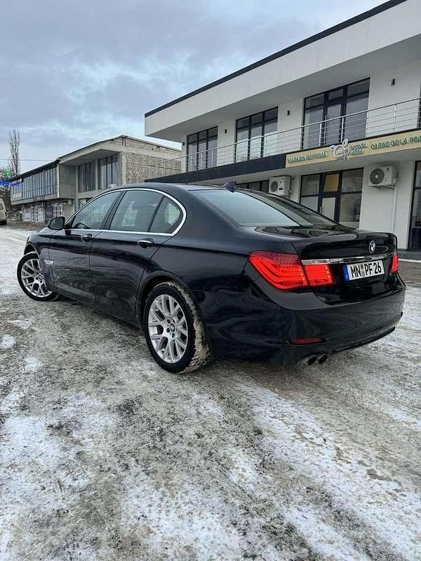 Gebraucht BMW 730 245 PS (180 kW) 2009 Limousine