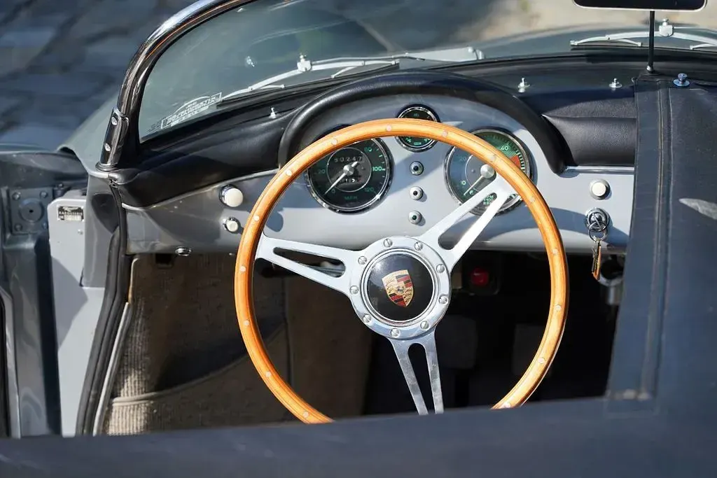 Używany Porsche 356 90 KM (66 kW) 1955 Szary Kabriolet