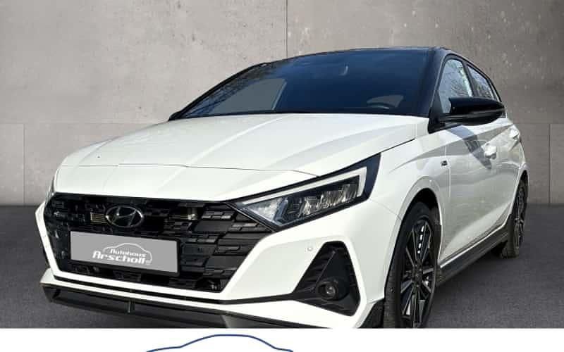 Weiß Gebraucht 2022 Hyundai i20 N Line Limousine | 21.990 € (Etwas zu teuer) - Bild 1/4