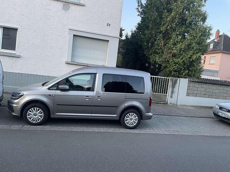 Gebraucht VW Caddy Trendline 102 PS (75 kW) 2020 Van / Kleinbus