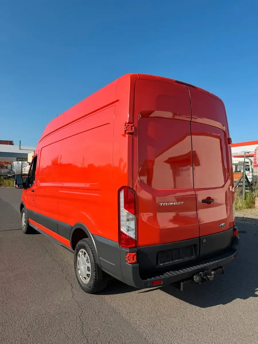 Gebraucht Ford Transit 170 PS (125 kW) 2017 Rot Van / Kleinbus