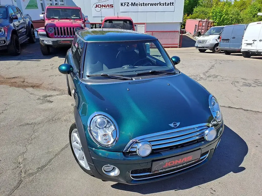 Usata Mini Cooper D 109 CV (80 kW) 2010 Verde Utilitaria