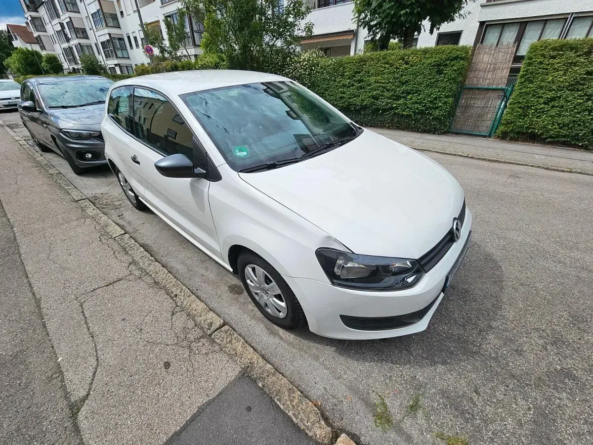 Gebraucht VW Polo Trendline 69 PS (50 kW) 2010 Weiß Kleinwagen