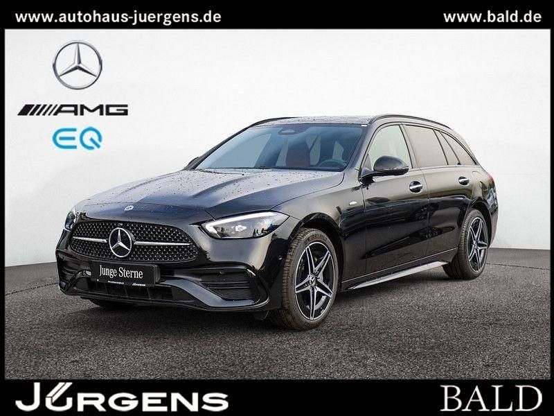 Schwarz obsidianschwarz metall Gebraucht 2025 Mercedes C300e AMG Kombi | 48.250 € (Fairer Preis) - Bild 1/4