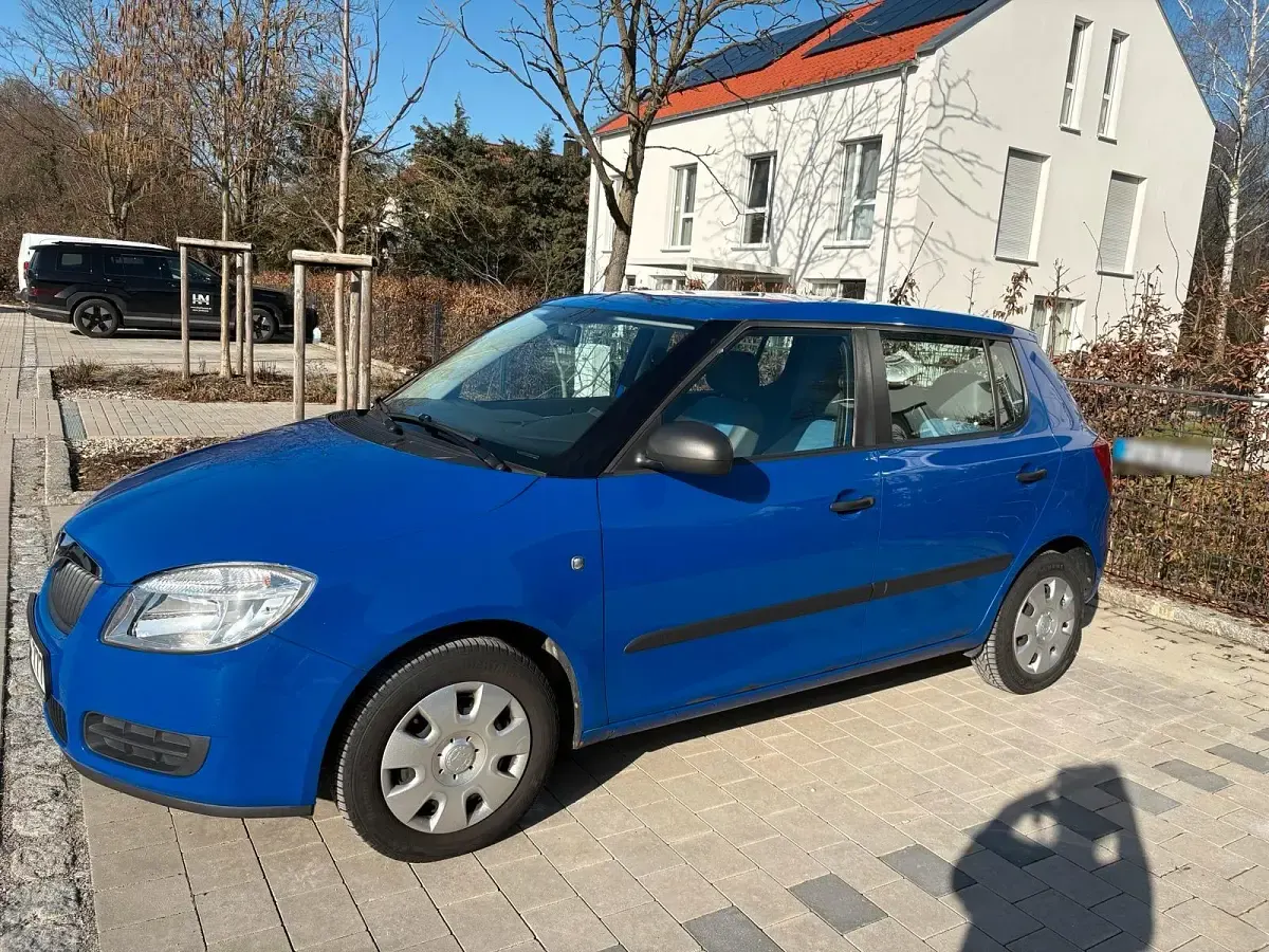 Gebraucht Skoda Fabia 44 PS (32 kW) 2008 Blau Kleinwagen