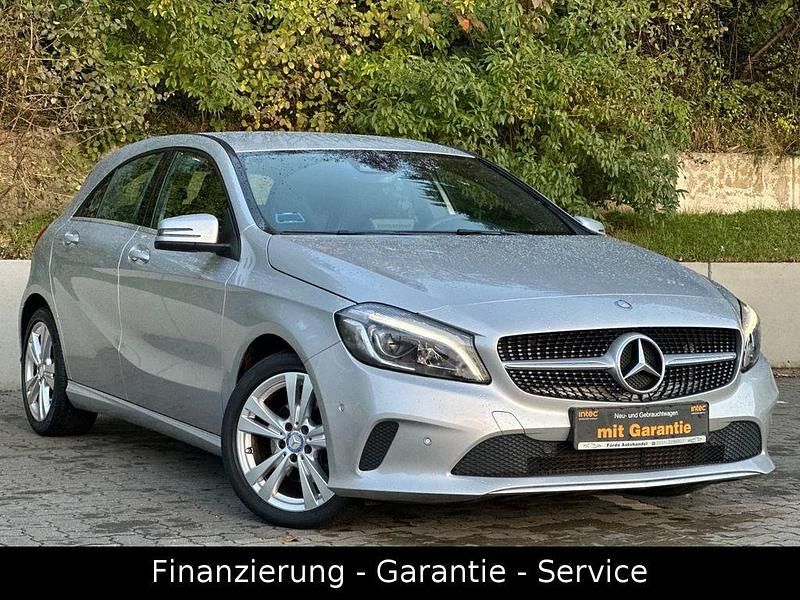 Gebraucht Mercedes A200 136 PS (100 kW) 2017 Silber Limousine