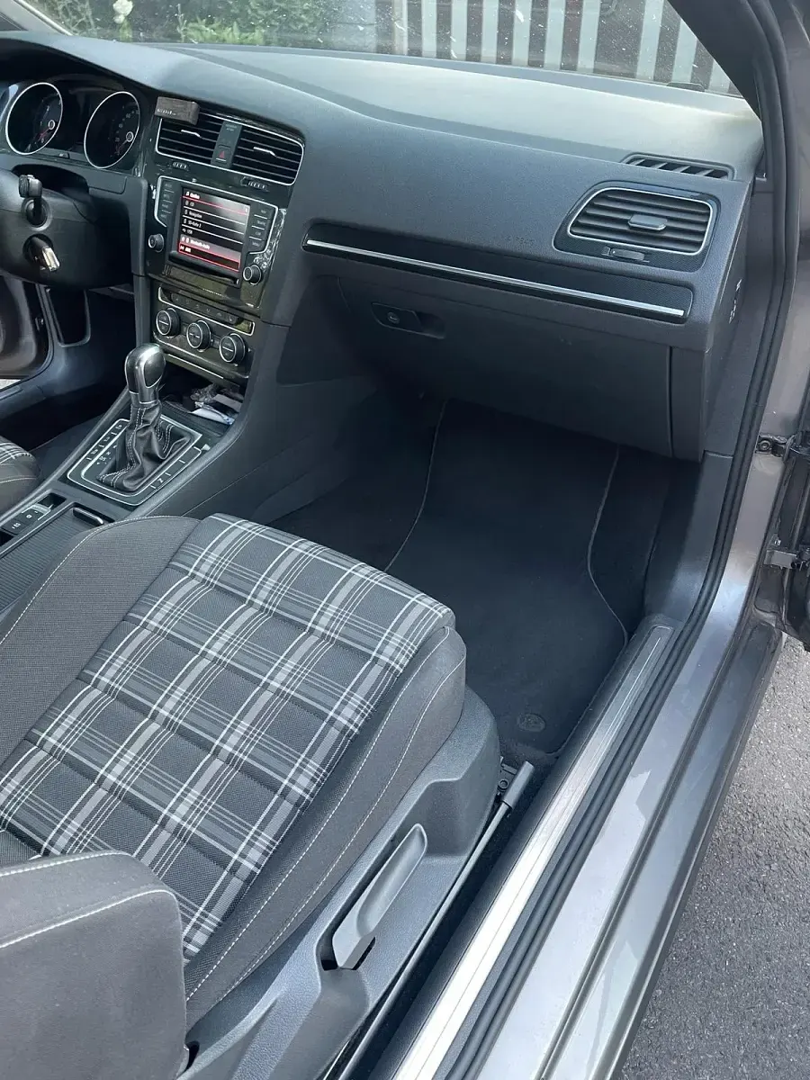 Gebraucht VW Golf VII GTD 184 PS (135 kW) 2016 Grau Limousine