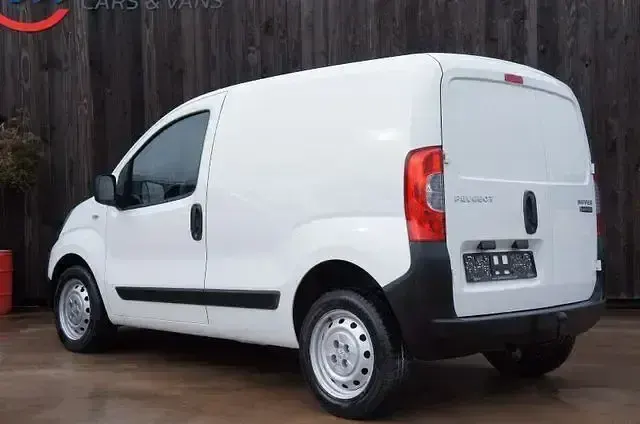 Gebraucht Peugeot Bipper Avantage 75 PS (55 kW) 2012 Weiß Van / Kleinbus