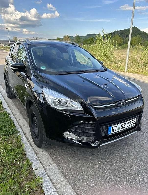 Schwarz Gebraucht 2016 Ford Kuga SYNC Edition SUV | 8.999 € (Fairer Preis) - Bild 1/4